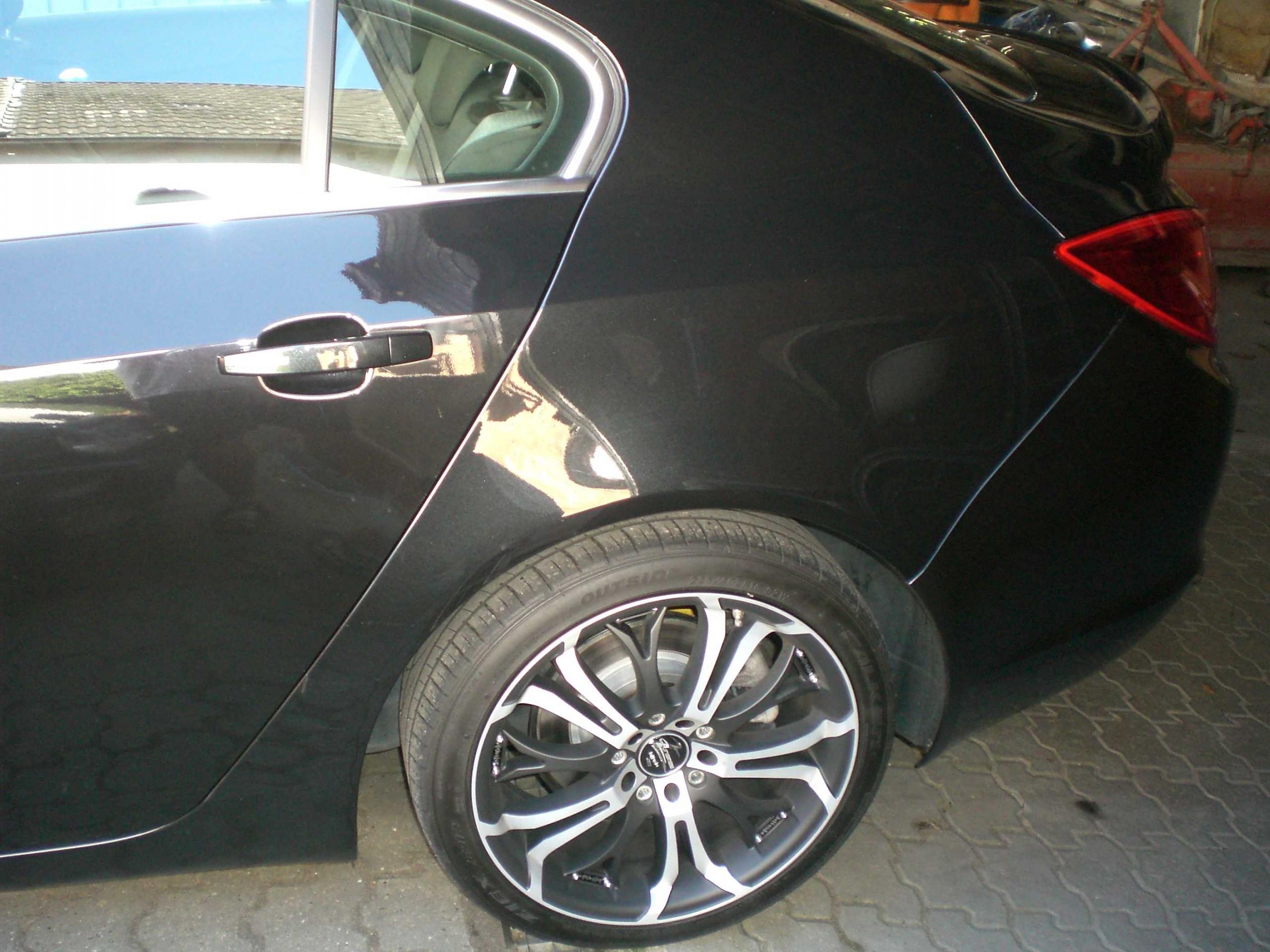 insignia_2.jpg