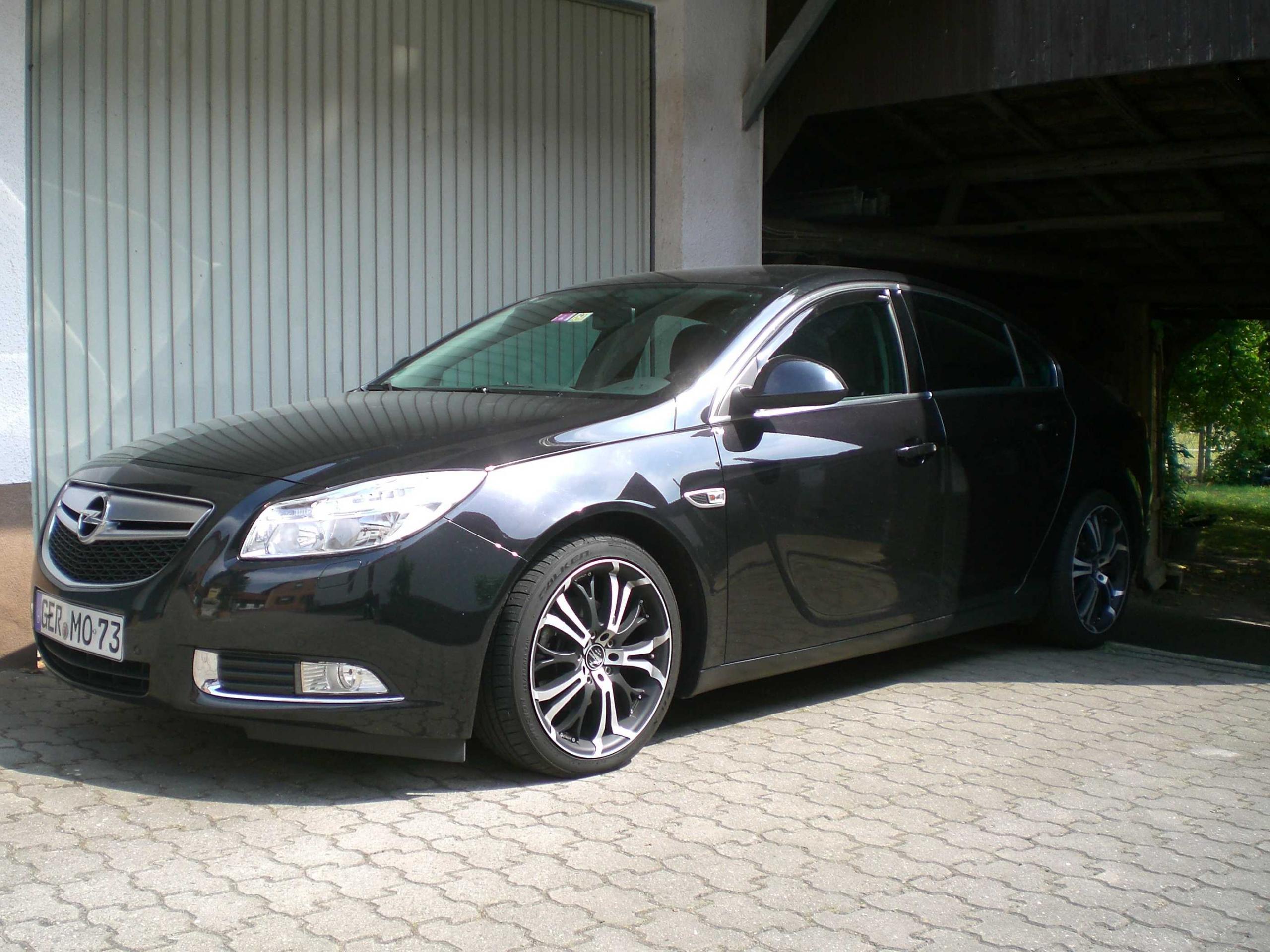 Insignia15.jpg