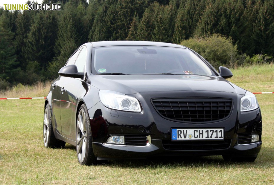 710765-930-0-opel-meets-airport-muensingen-2012-von-denis.jpg