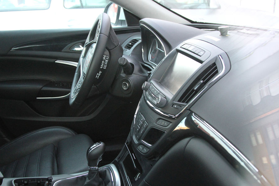 Erlkoenig-Opel-Insignia-19-fotoshowImageNew-62ed238c-655110.jpg